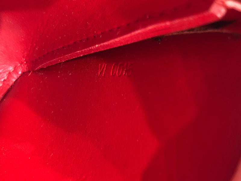 Louis Vuitton Lexington Pochette Vernis