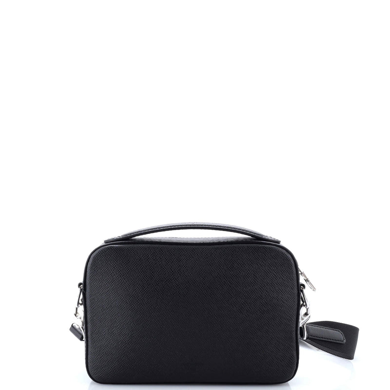 Louis Vuitton Avenue Messenger Taiga