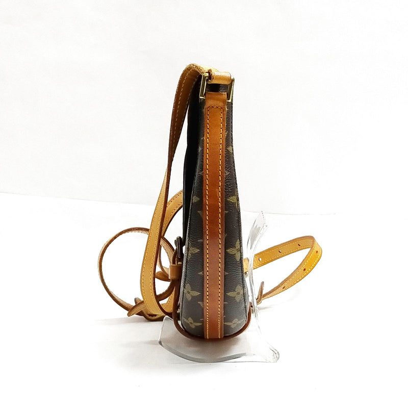 Louis Vuitton Lv Crossbody Bag Chantilly