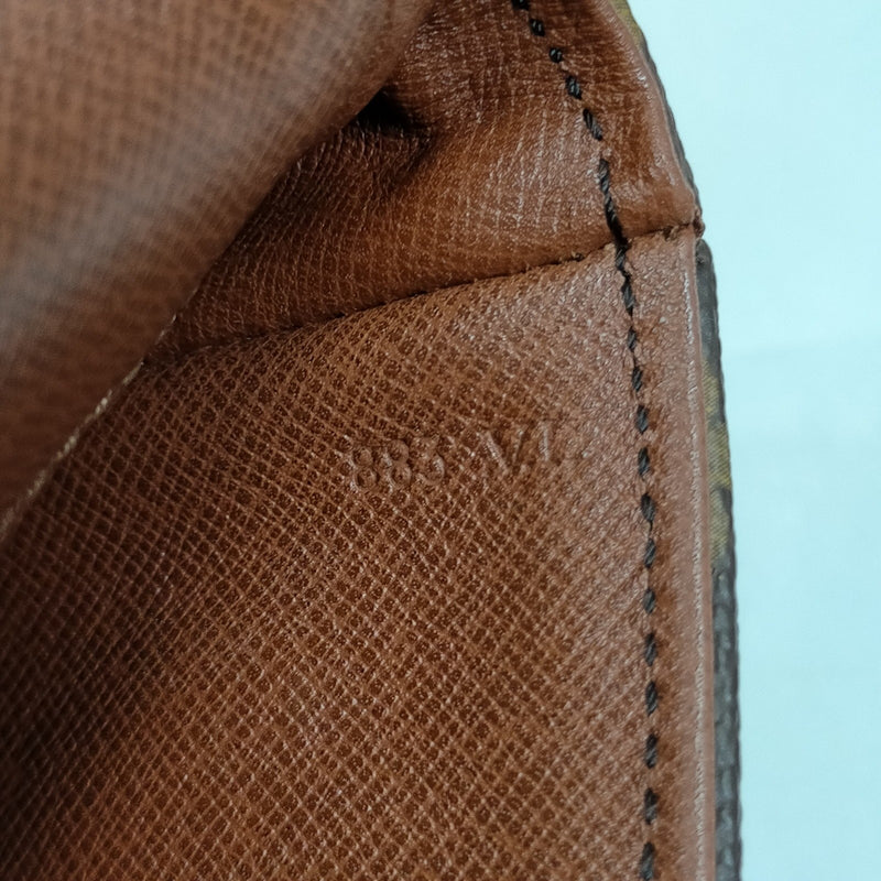 Louis Vuitton Lv Crossbody Bag Chantilly