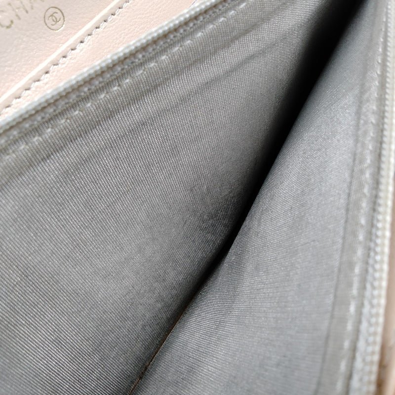 Chanel Long Wallet Beige Caviarskin