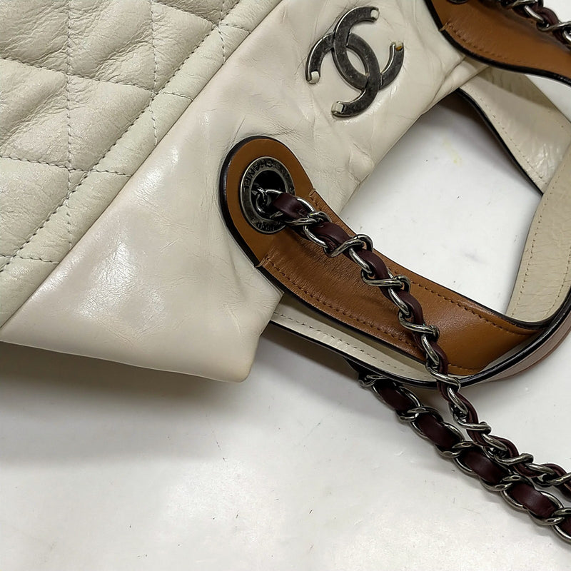 Chanel Tote Bag In The Mix White Leather