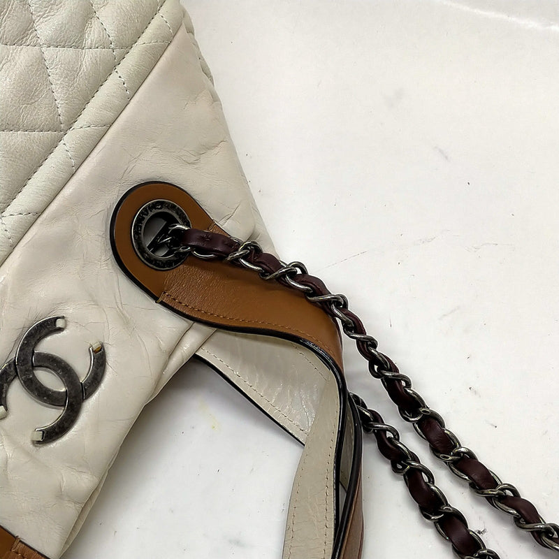 Chanel Tote Bag In The Mix White Leather