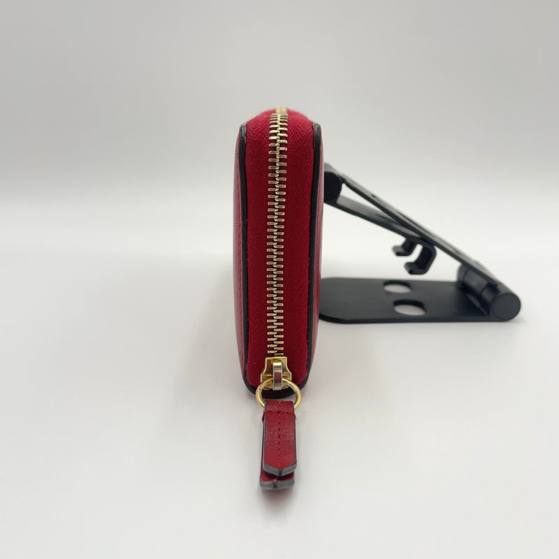 Gucci Gg Leather Round Zip Long