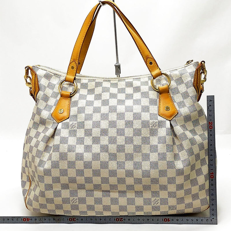 Louis Vuitton Lv Shoulder Bag Evora Mm