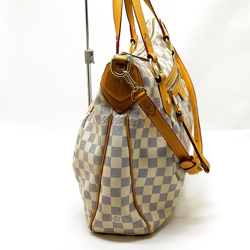 Louis Vuitton Lv Shoulder Bag Evora Mm