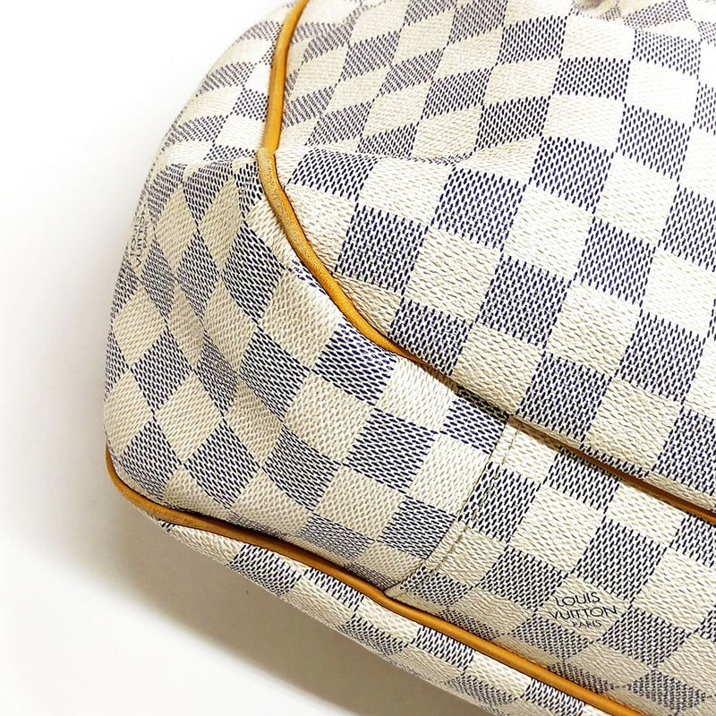 Louis Vuitton Lv Shoulder Bag Evora Mm