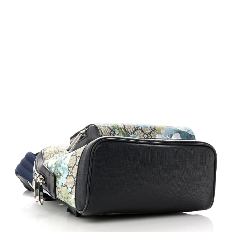 Gucci Gg Supreme Blooms Small Day