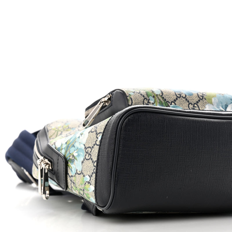 Gucci Gg Supreme Blooms Small Day