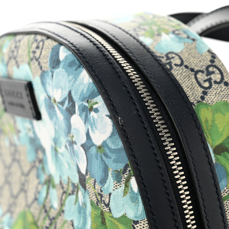 Gucci Gg Supreme Blooms Small Day