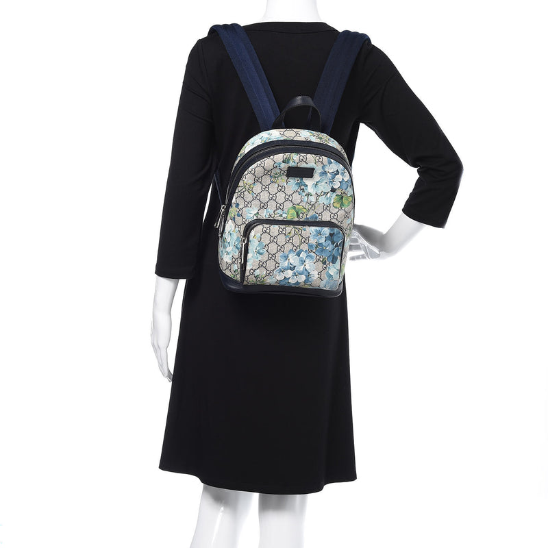 Gucci Gg Supreme Blooms Small Day