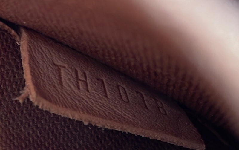 Louis Vuitton Sologne Handbag Canvas