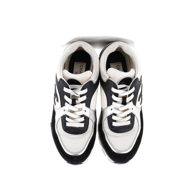 Chanel Women's Cc Low-Top Sneakers