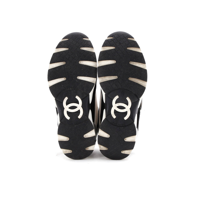 Chanel Women's Cc Low-Top Sneakers