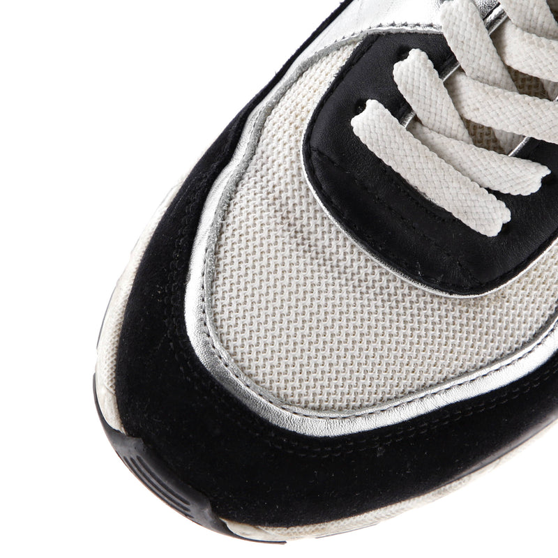 Chanel Women's Cc Low-Top Sneakers