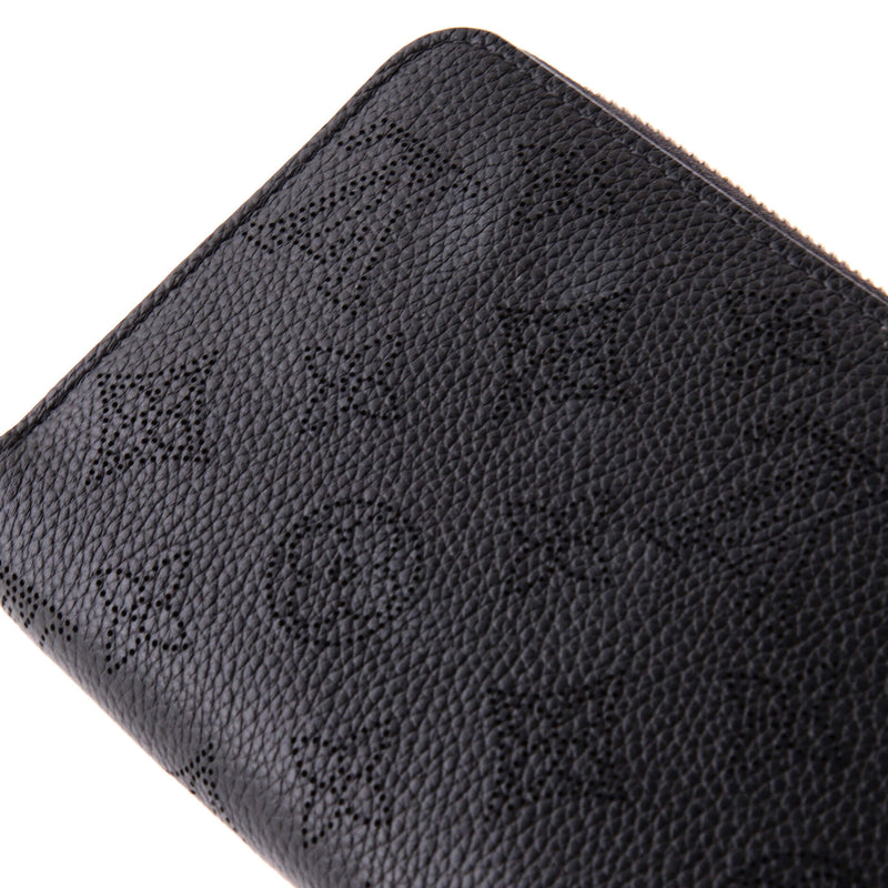 Louis Vuitton Zippy Wallet Mahina