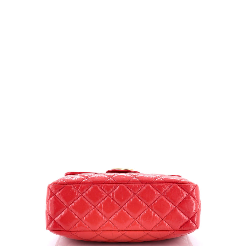 Chanel Wavy Cc Hobo Quilted Crumpled
