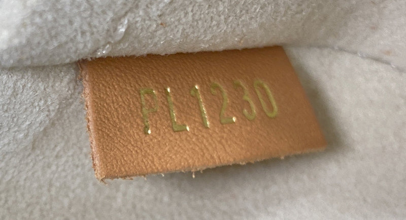 Louis Vuitton Boite Chapeau Souple Bag