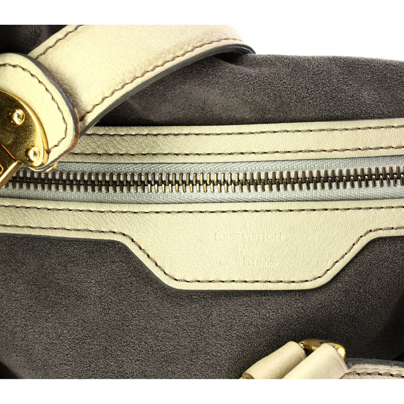 Louis Vuitton Xl Hobo Mahina Leather
