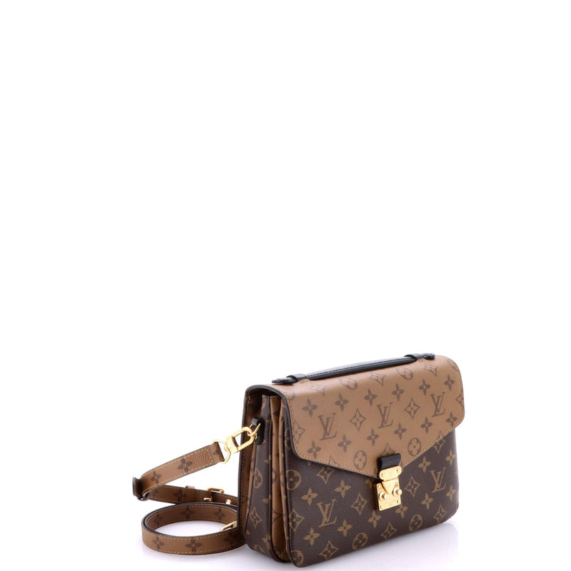 Louis Vuitton Pochette Metis Reverse