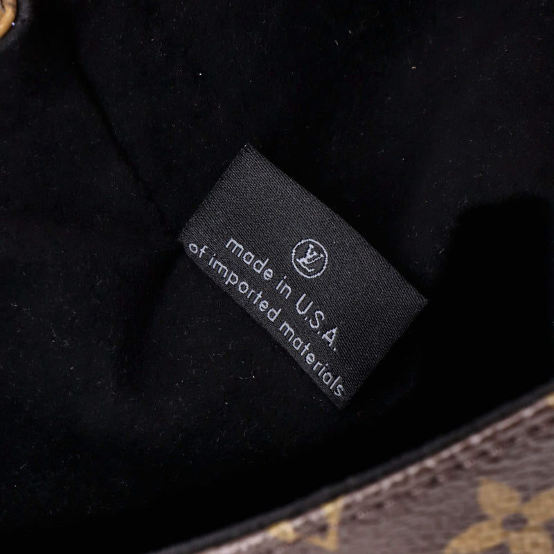 Louis Vuitton Pochette Metis Reverse