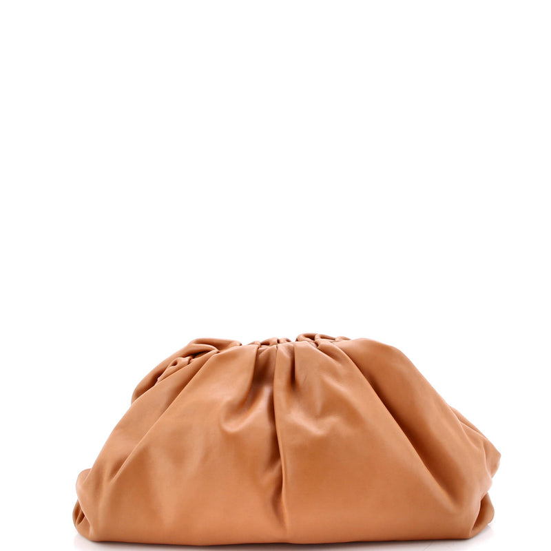 Bottega Veneta The Pouch Leather Teen