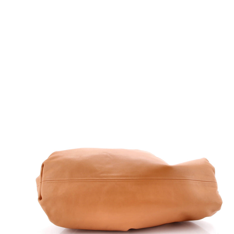 Bottega Veneta The Pouch Leather Teen