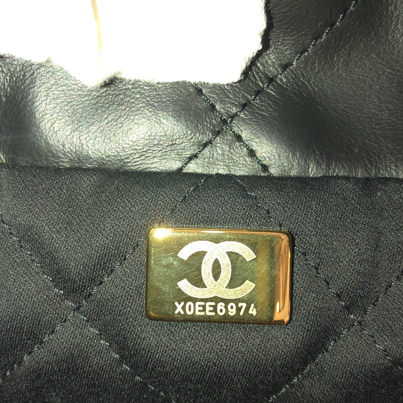 Chanel 22 Chain Hobo Quilted Calfskin