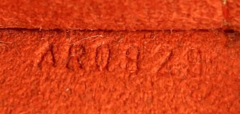 Louis Vuitton Marais Bucket Zip Pouch
