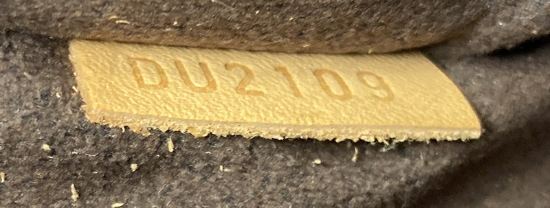 Louis Vuitton Pochette Metis Canvas