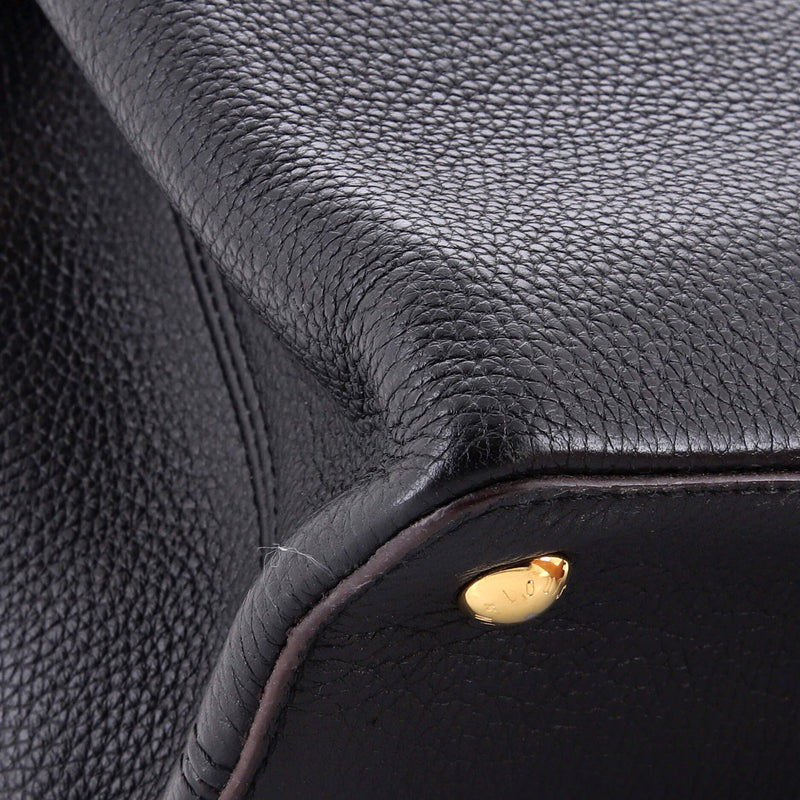 Louis Vuitton Capucines Bag Leather Mm