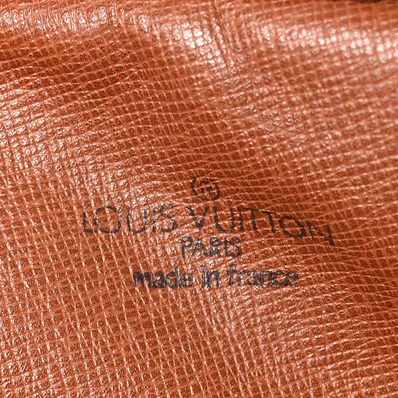 Louis Vuitton Danube 15
