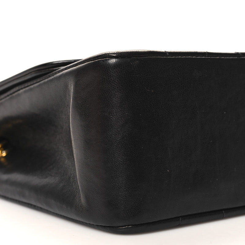 Chanel Lambskin Medium Single Flap Black