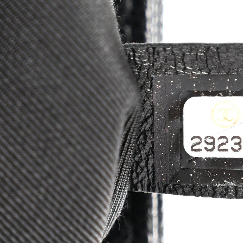 Chanel Caviar Quilted In Out Flap