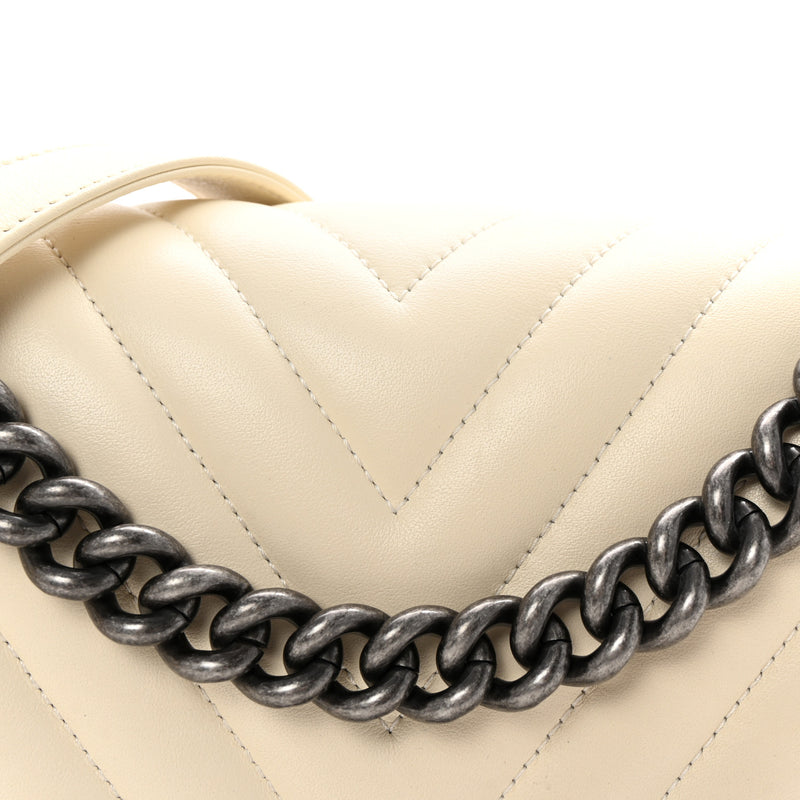 Chanel Lambskin Chevron Quilted Medium