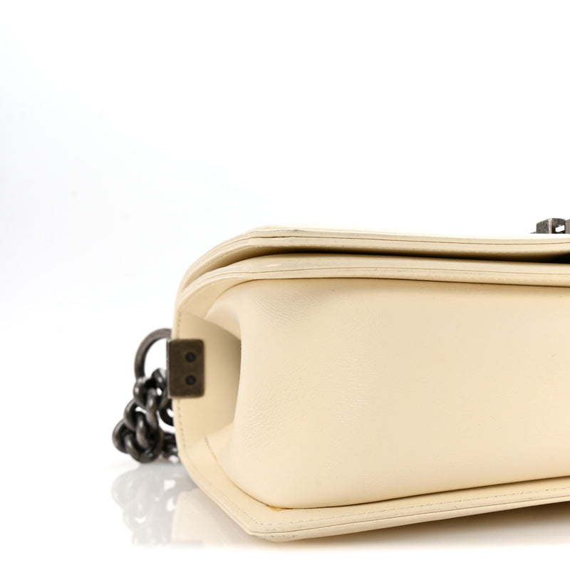 Chanel Lambskin Chevron Quilted Medium
