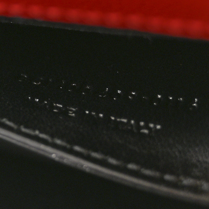 Saint Laurent Grain De Poudre Classic