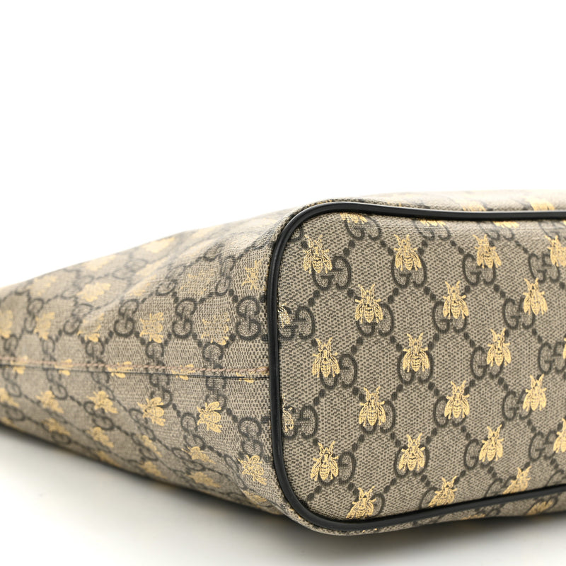 Gucci Soft Gg Supreme Bees Small