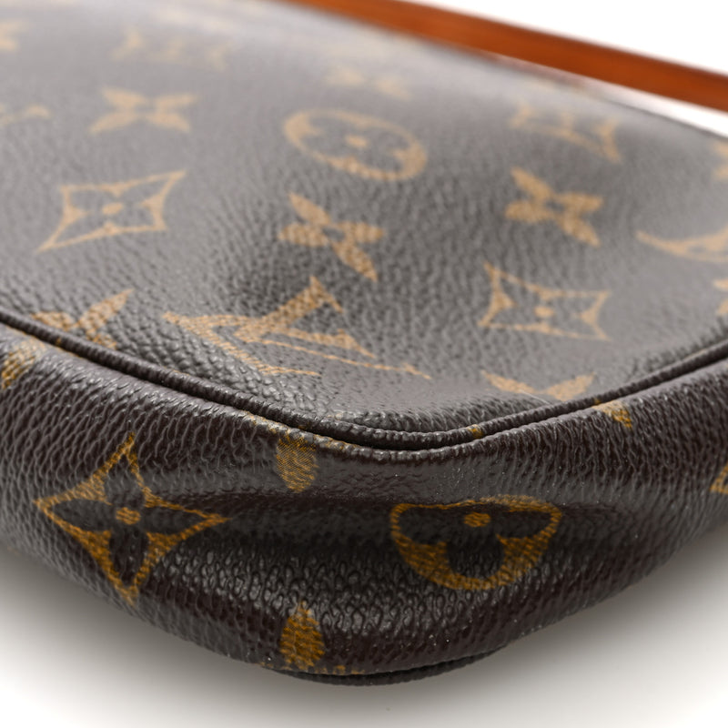 Louis Vuitton Pochette Accessories