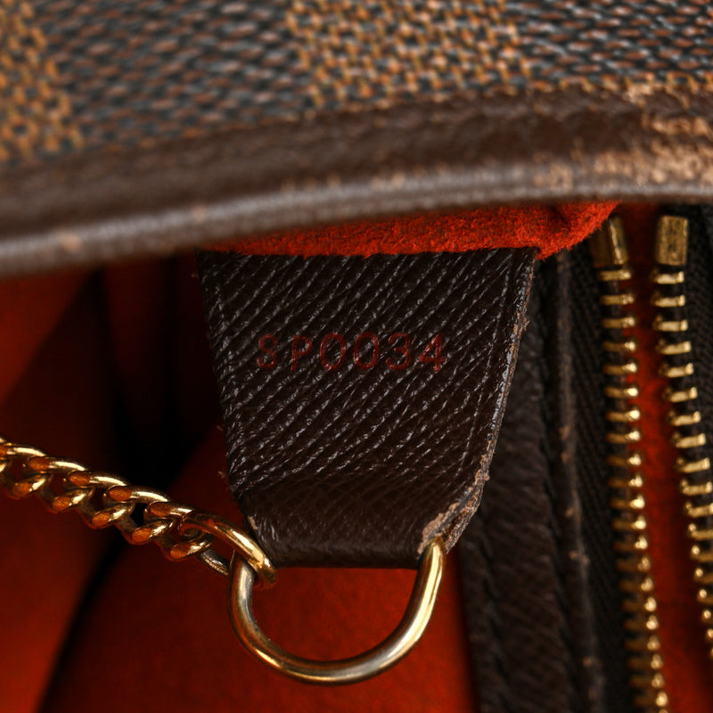 Louis Vuitton Damier Ebene Marais Bucket