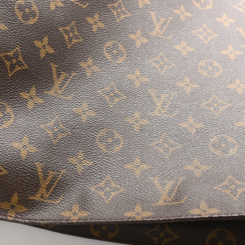 Louis Vuitton Sac Plat