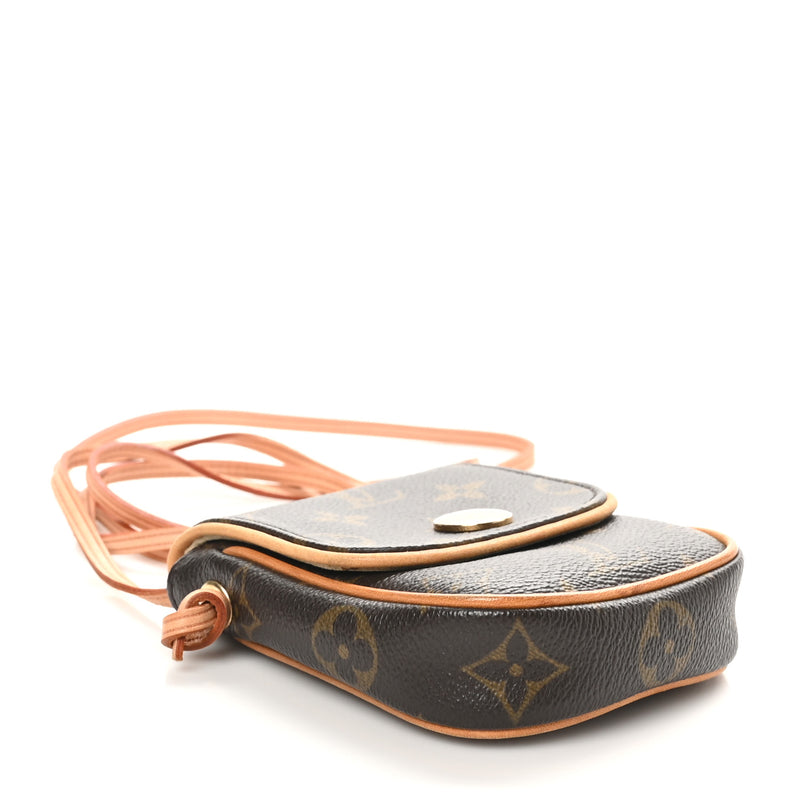 Louis Vuitton Pochette Cancun