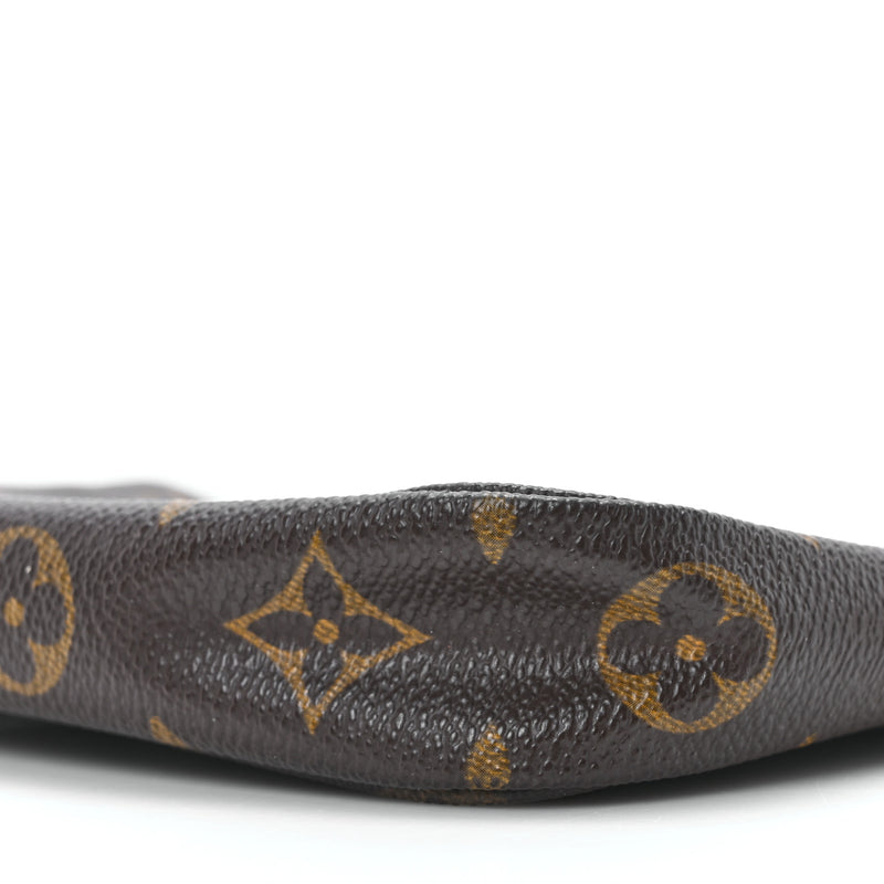 Louis Vuitton Pochette Accessories