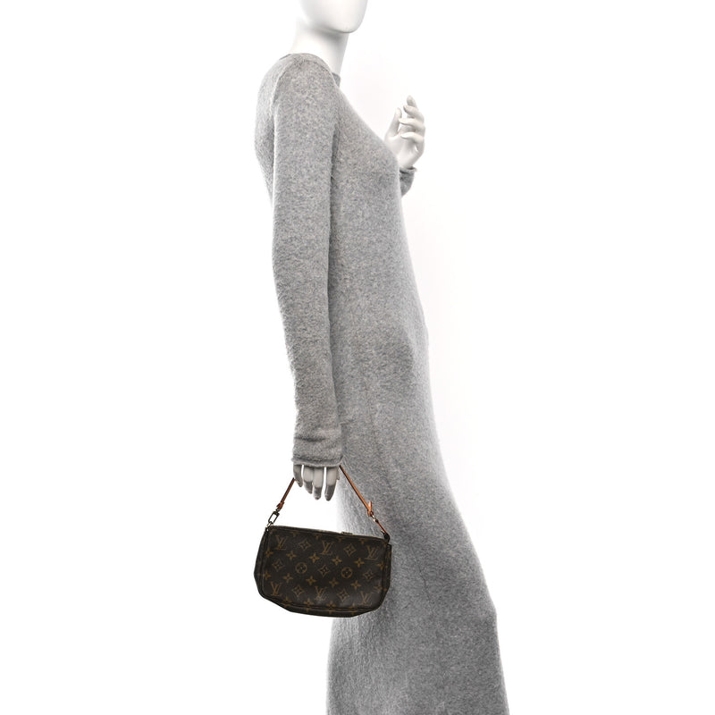 Louis Vuitton Pochette Accessories