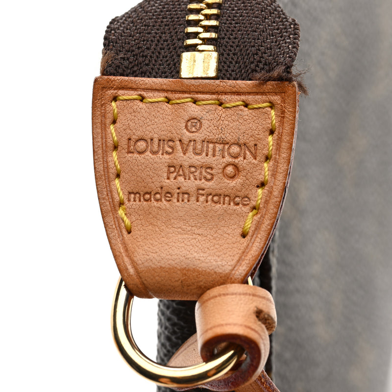 Louis Vuitton Pochette Accessories