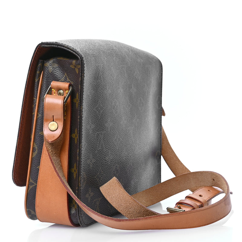 Louis Vuitton Cartouchiere 26