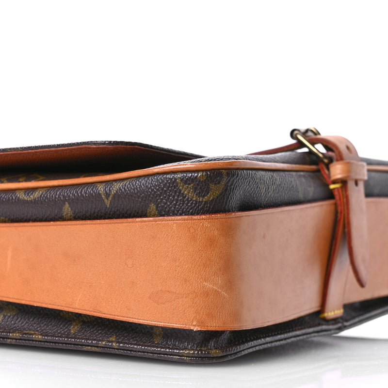 Louis Vuitton Cartouchiere 26