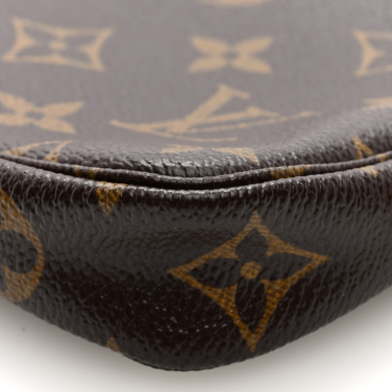Louis Vuitton Mini Pochette Accessories