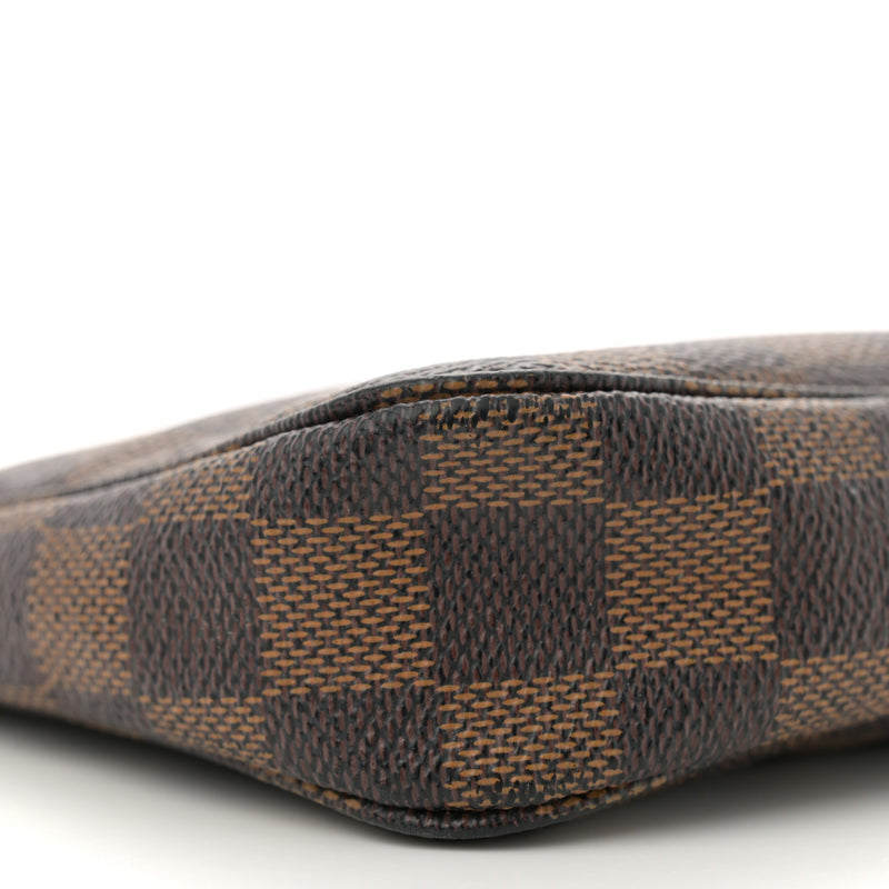 Louis Vuitton Damier Ebene Pochette