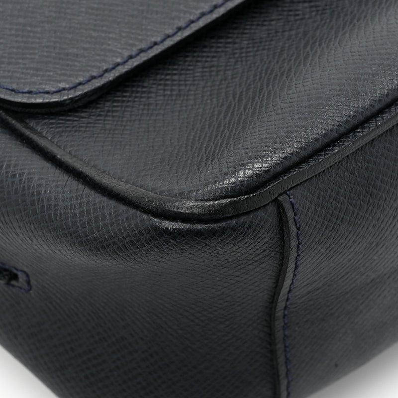 Louis Vuitton Taiga Roman Mm Messenger